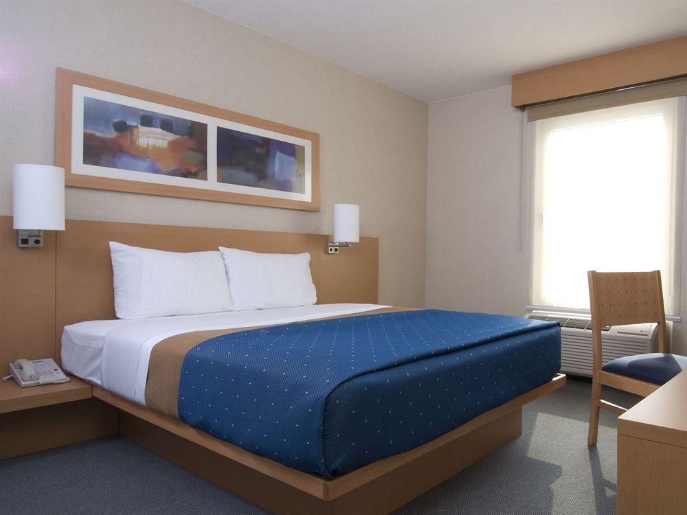 City Express By Marriott Tuxtla Gutiérrez エクステリア 写真