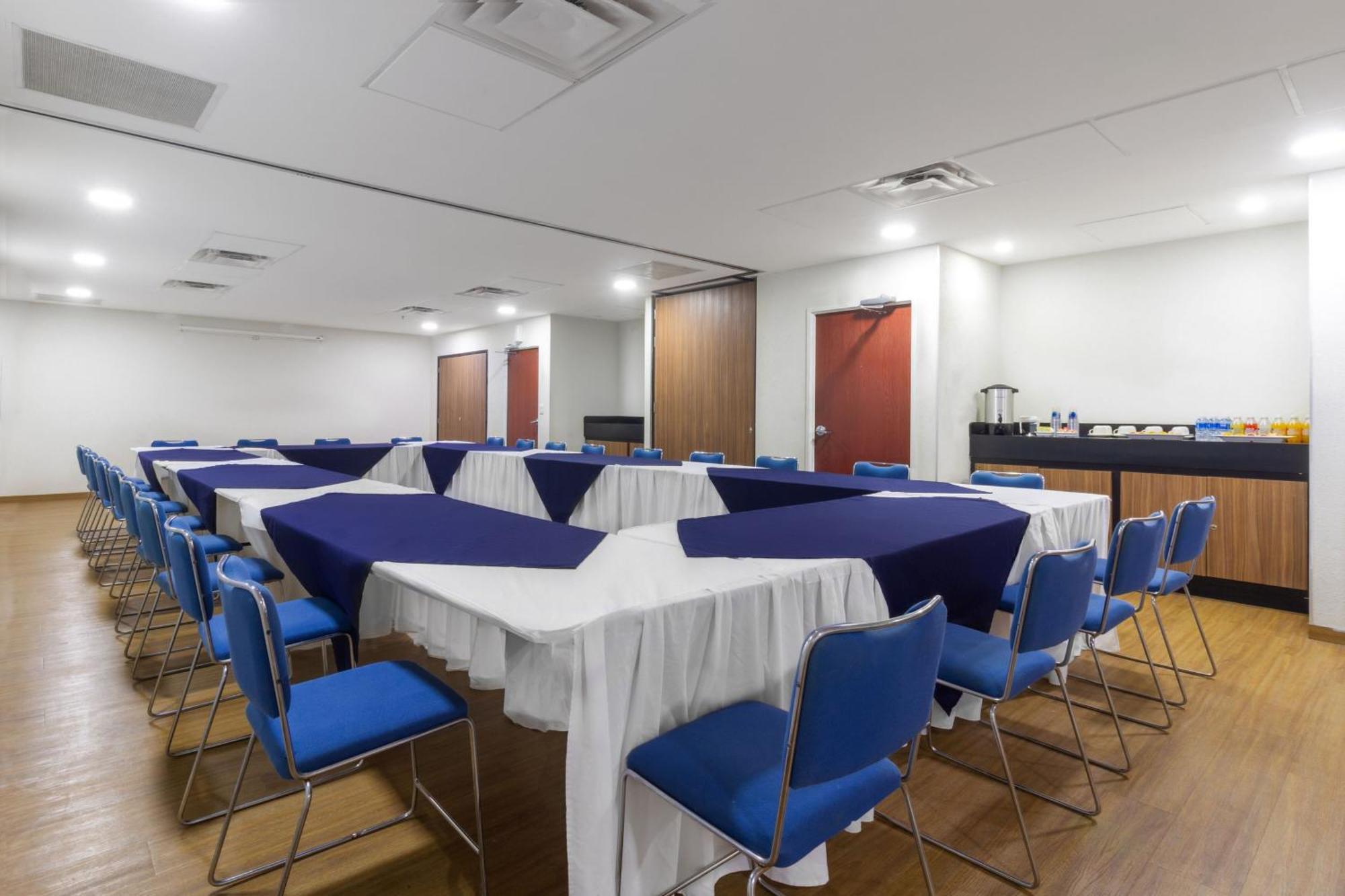 City Express By Marriott Tuxtla Gutiérrez エクステリア 写真