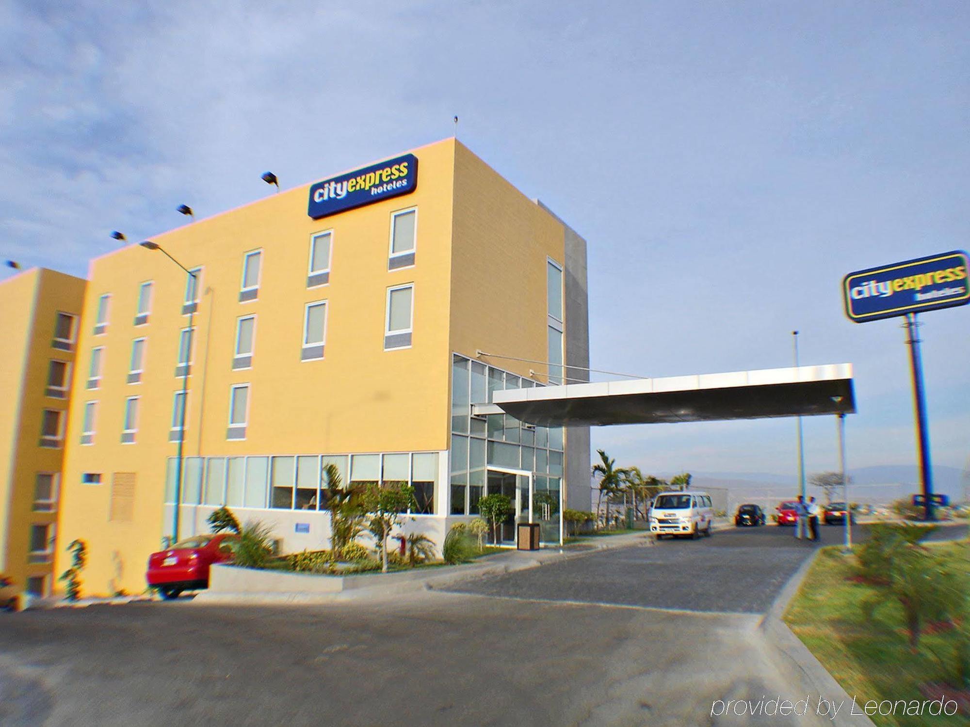 City Express By Marriott Tuxtla Gutiérrez エクステリア 写真